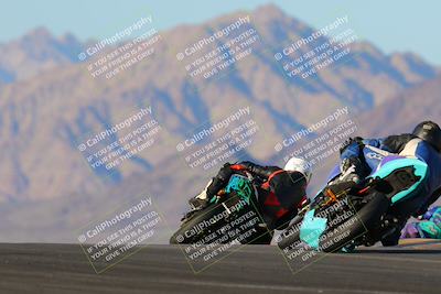 media/Dec-04-2022-CVMA (Sun) [[e38ca9e4fc]]/Race 12 500 Supersport-350 Supersport/